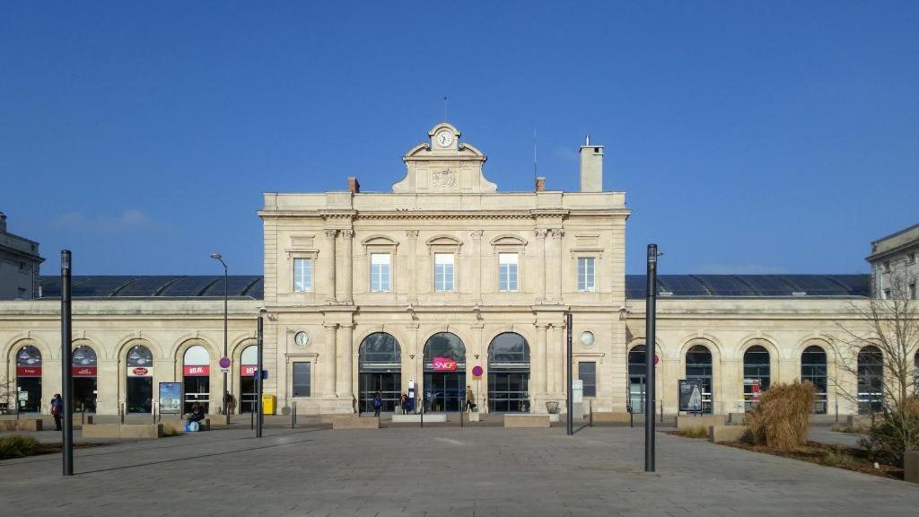 Charmant Studio Proche Gare Centre, Centre Ville Et Lycee Roosevelt Reims Luaran gambar