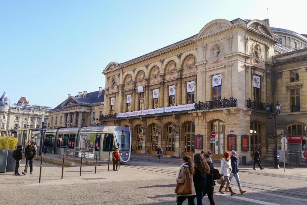 Charmant Studio Proche Gare Centre, Centre Ville Et Lycee Roosevelt Reims Luaran gambar